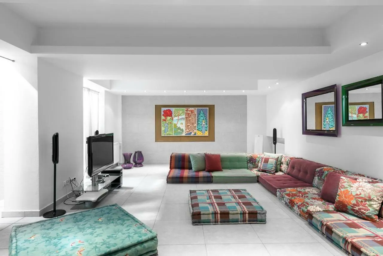 Possidi Villa Glamour By Luxlikehome Case de vacanță